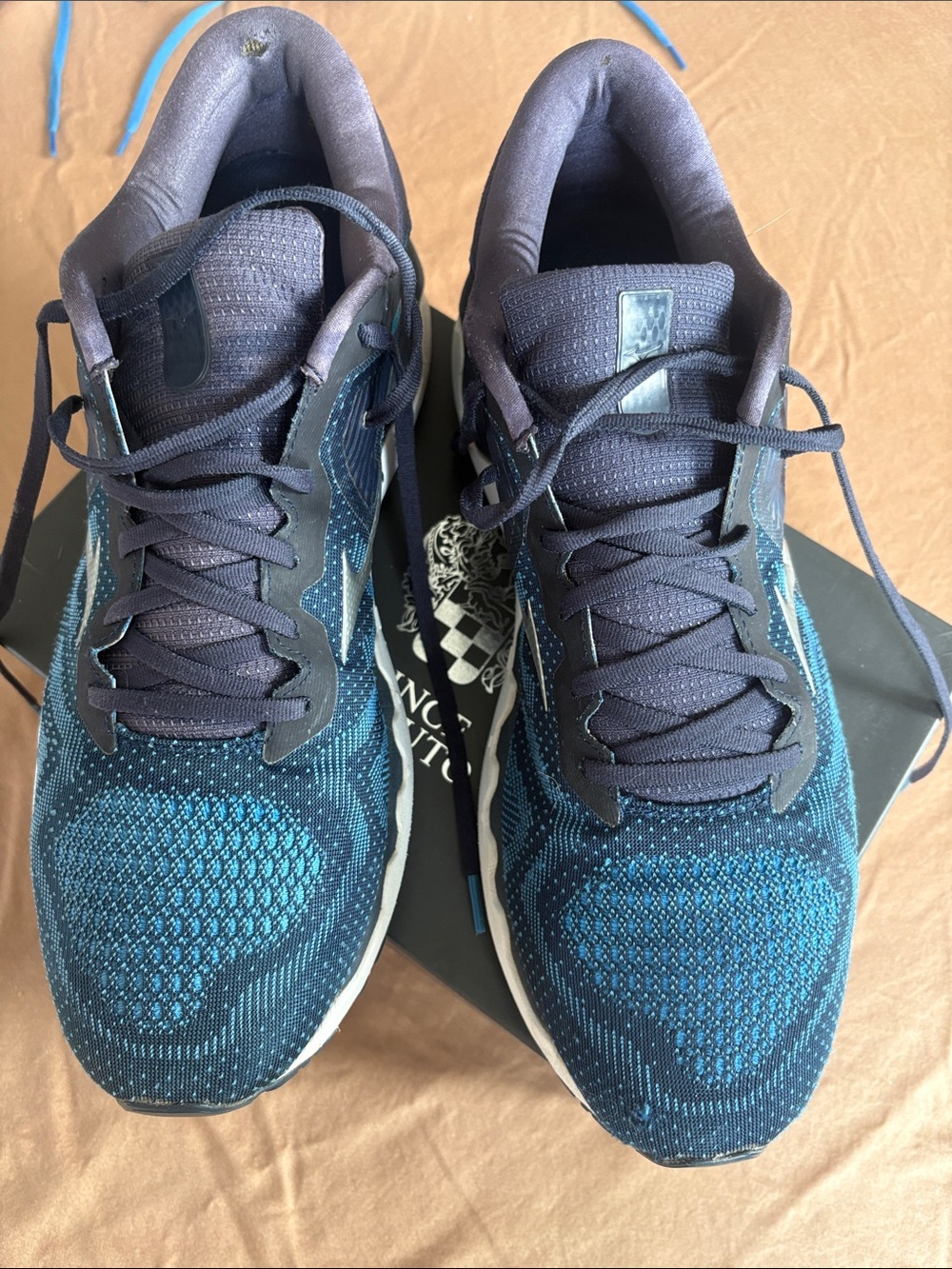 Mizuno Men's Knit Running Sneakers - Navy Teal